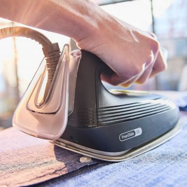 Утюг с парогенератором Braun 0128810002 / IS3257BK- фото3, картинка3 Утюг с парогенератором Braun 0128810002 / IS3257BK- фото3