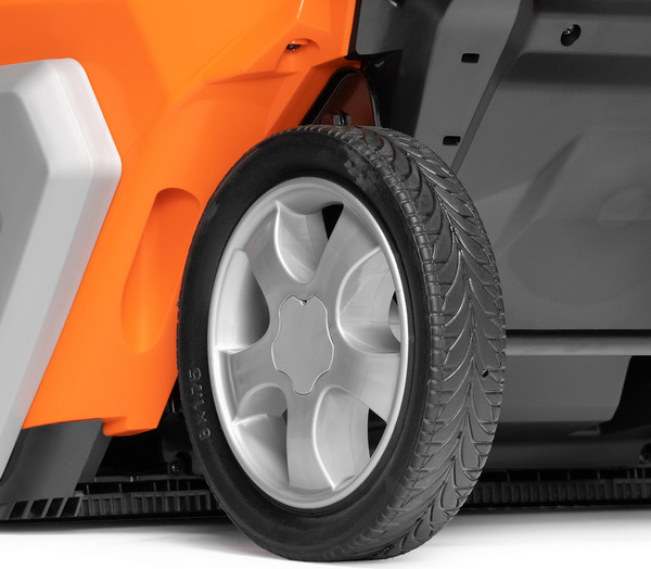 Снегоуборщик аккумуляторный Daewoo DAST 6042Li SET- фото8