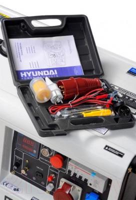 Дизельный генератор Hyundai DHY8000SE-3- фото2