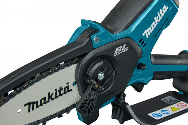Пила цепная аккумуляторная Makita UC100DWA- фото3
