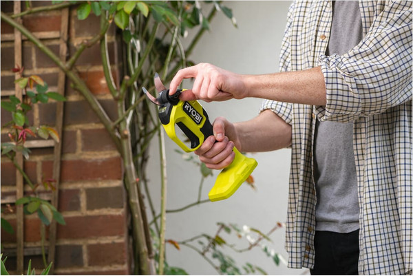 Секатор аккумуляторный Ryobi RY18SCXA-0- фото3
