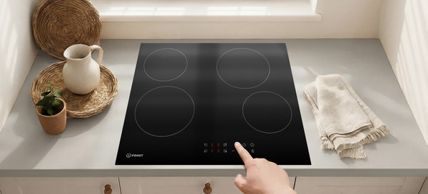 Электрическая варочная панель Indesit IRCM 160- фото5