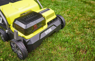 Аэратор-скарификатор для газона аккумуляторный Ryobi RY18SFX35A-0 One +- фото5