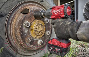 Аккумуляторный гайковерт Milwaukee M18 FMTIW2F12-0X FUEL / 4933478449- фото4