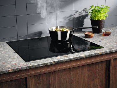Индукционная варочная панель Electrolux CIR60433- фото5