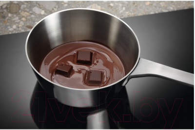 Индукционная варочная панель Electrolux EIT61443B- фото5