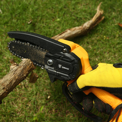 Пила цепная аккумуляторная Deko DKCHS 20-4 / 063-4307- фото4