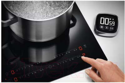Индукционная варочная панель Electrolux LIR60433- фото5
