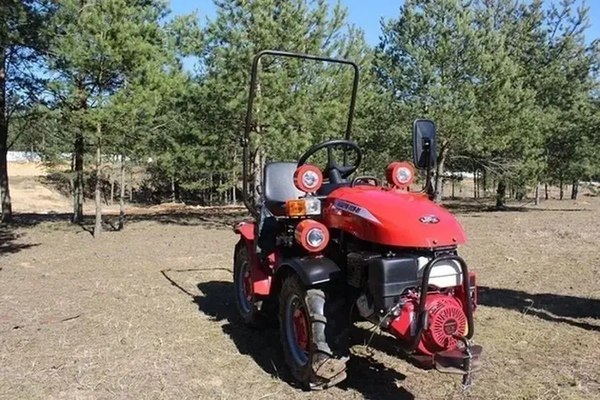 Минитрактор бензиновый МТЗ Беларус 112Н-01 112Н-0000010-01- фото2, картинка2 Минитрактор бензиновый МТЗ Беларус 112Н-01 112Н-0000010-01- фото2