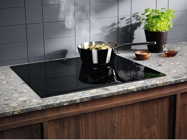Индукционная варочная панель Electrolux LIR60430- фото7