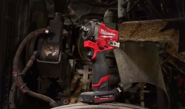 Аккумуляторный гайковерт Milwaukee M12 FCIWF12G3-0 FUEL (4933493454)- фото6