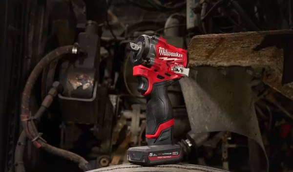 Аккумуляторный гайковерт Milwaukee M12 FCIWF12G3-0 FUEL (4933493454)- фото7