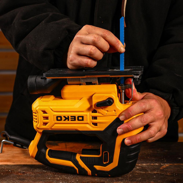 Электролобзик Deko DKJS1050E Laser / 084-1025- фото5