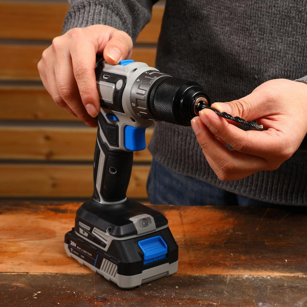 Аккумуляторная дрель-шуруповерт Deko ZKCD20V Pro / 084-1005- фото6