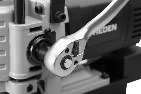 Магнитный сверлильный станок HEDEN DMK-40- фото5, картинка5 Магнитный сверлильный станок HEDEN DMK-40- фото5