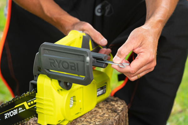 Пила цепная аккумуляторная Ryobi RY18CS20A-125 / 5133005415- фото3
