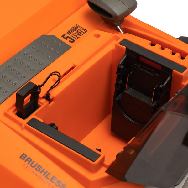 Аэратор-скарификатор для газона аккумуляторный Daewoo Power DSC 3842Li- фото10, картинка10 Аэратор-скарификатор для газона аккумуляторный Daewoo Power DSC 3842Li- фото10